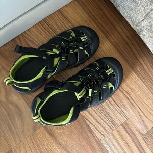 Keen Kids Black and Lime Green Adventure Sandals